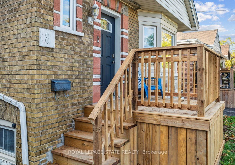 8-wavell-avenue-hamilton-ontario-x12478252