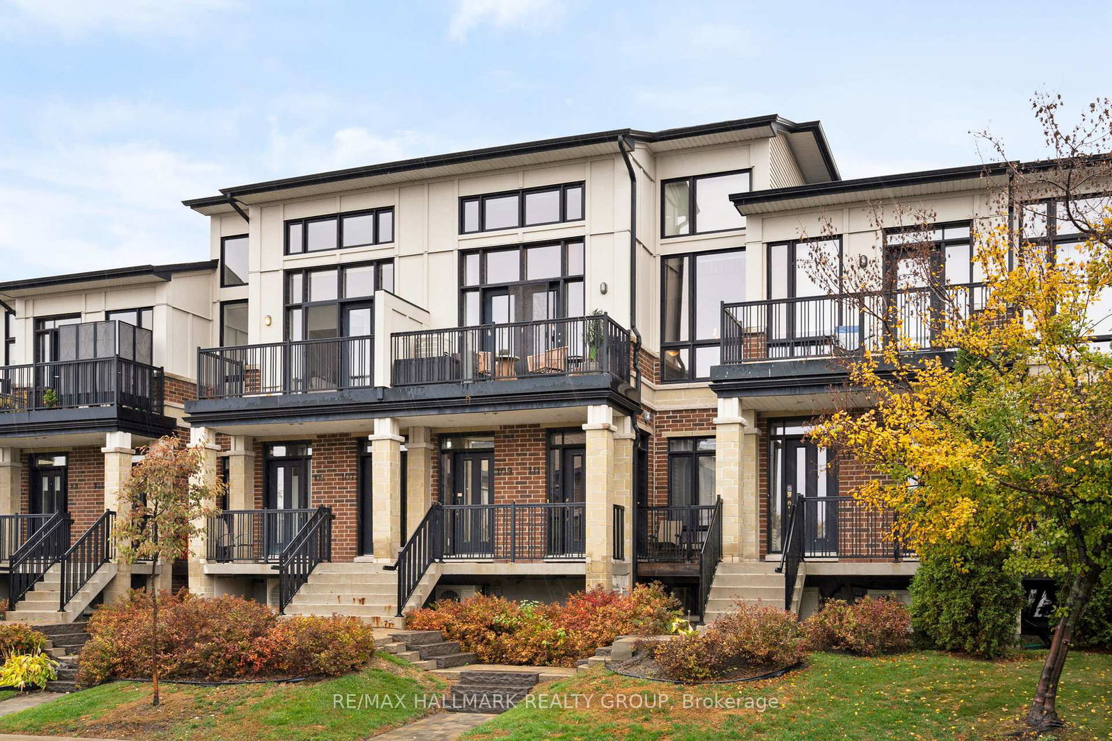 109-poplin-street-ottawa-ontario-x12478328