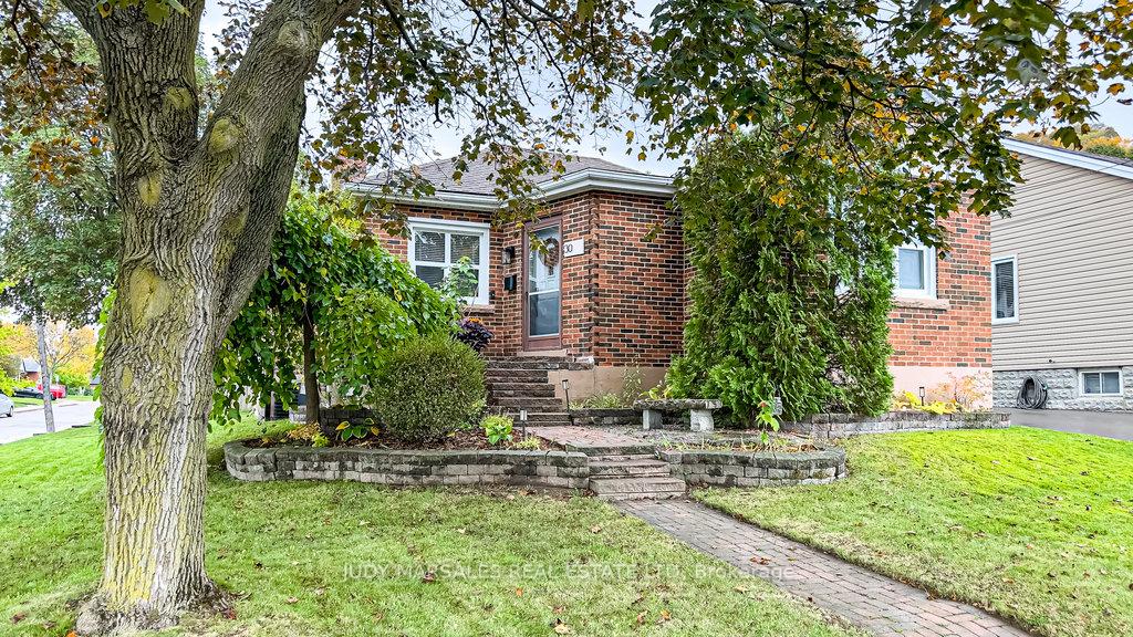30-montrose-avenue-hamilton-ontario-x12478468