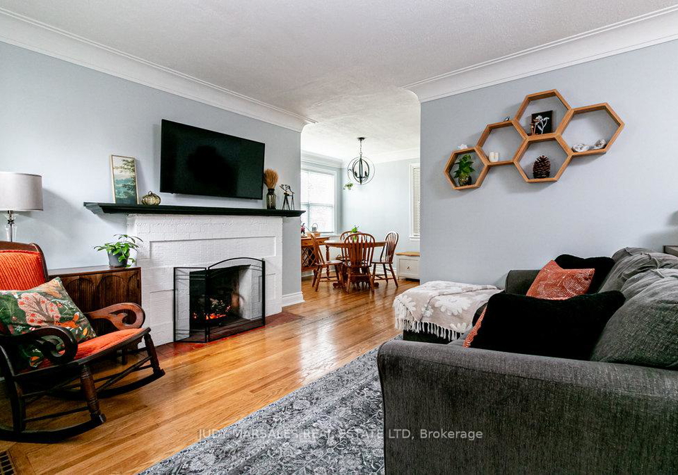 30-montrose-avenue-hamilton-ontario-x12478468