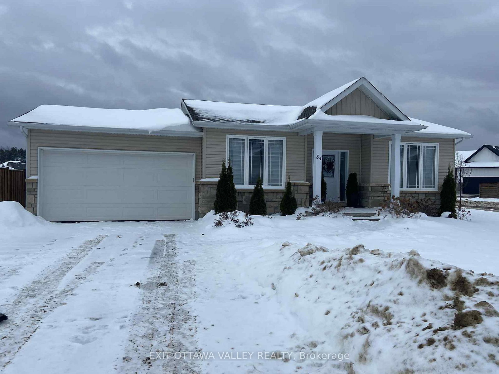 54-chad-street-petawawa-ontario-x12478523