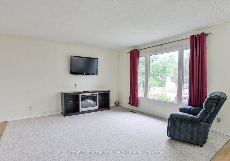445-farquhar-street-gravenhurst-ontario-x12478547