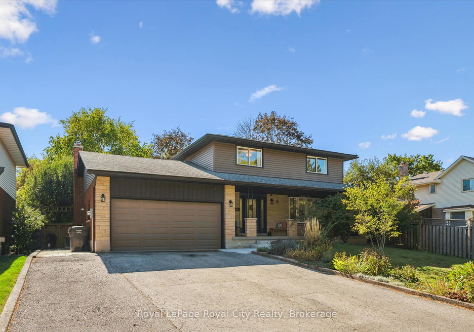 3-latenda-place-guelph-ontario-x12478765