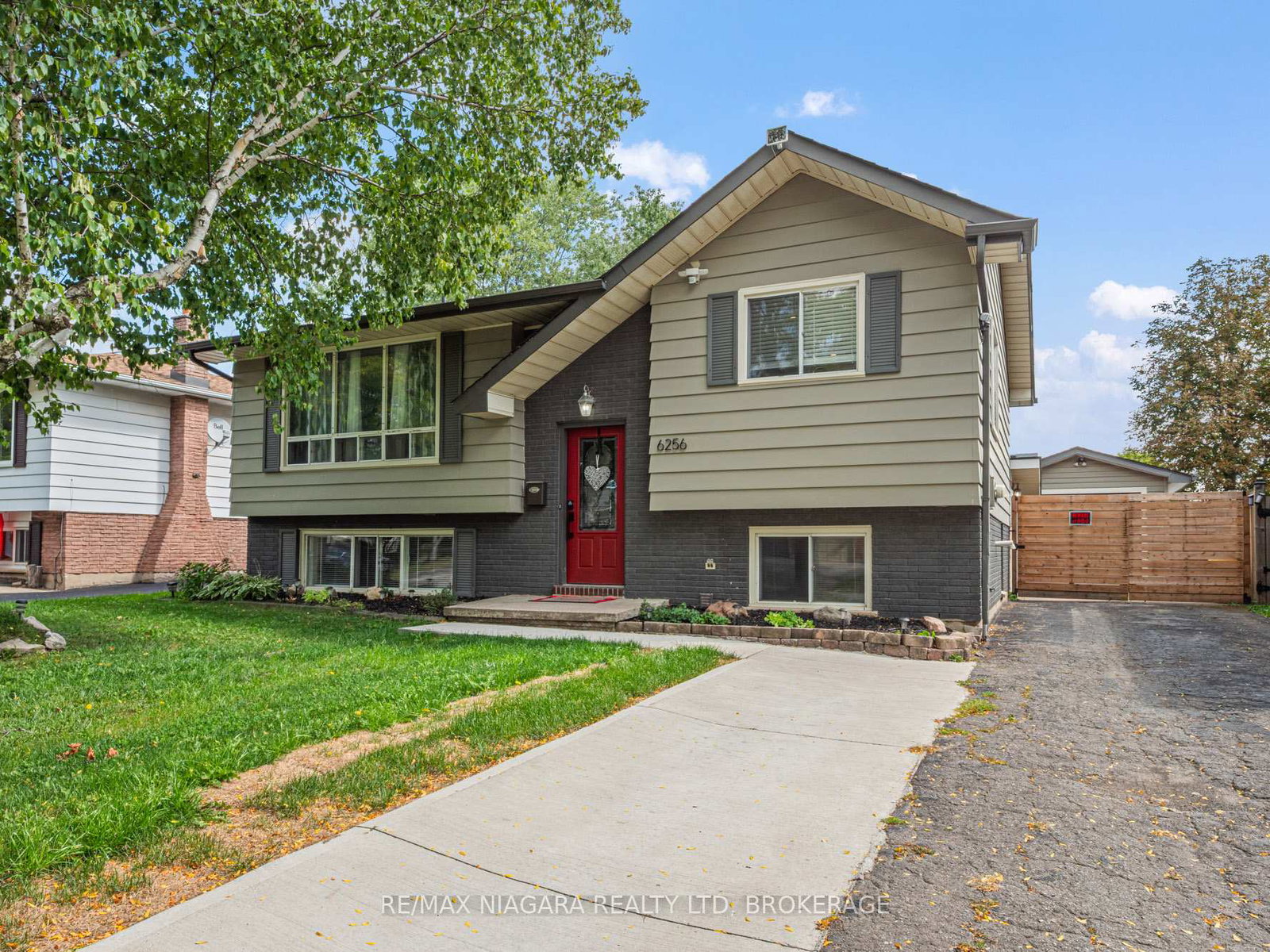 6256-monterey-avenue-niagara-falls-ontario-x12478778