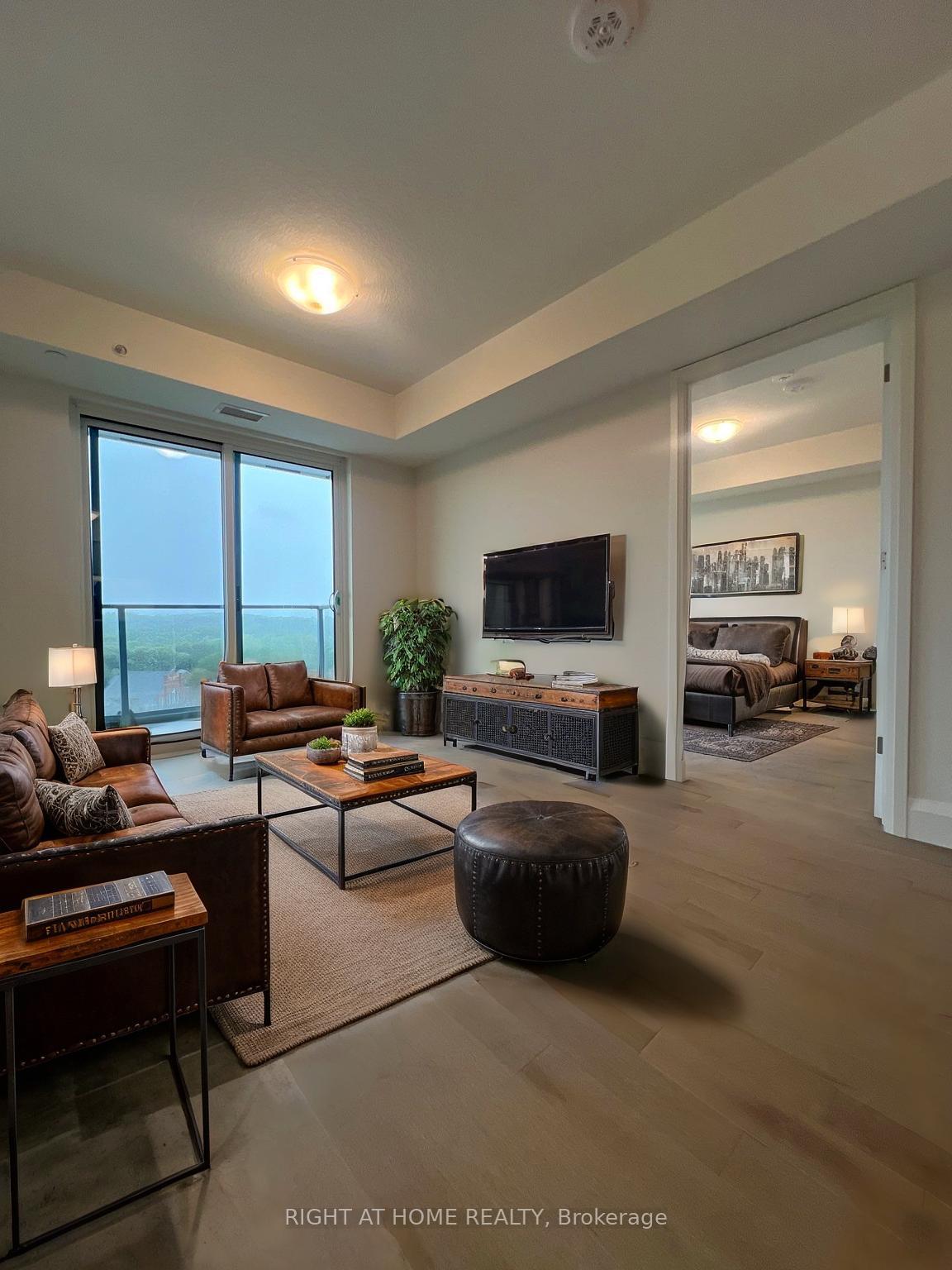 93-arthur-street-s-guelph-ontario-x12478943