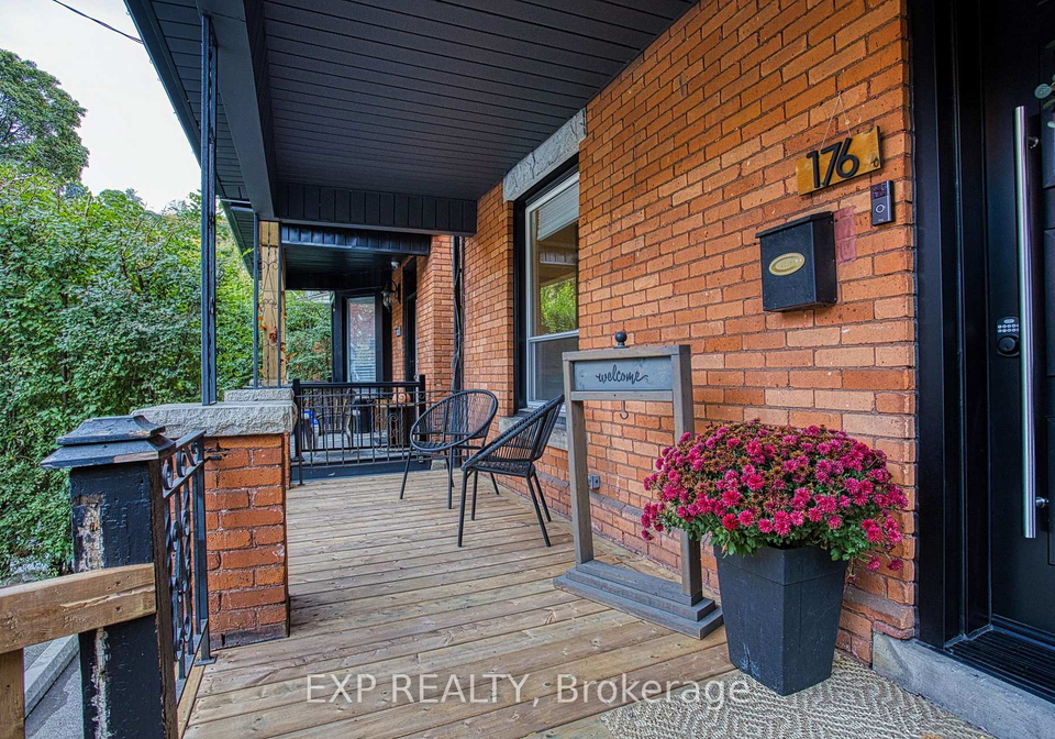 176-emerald-street-s-hamilton-ontario-x12479075