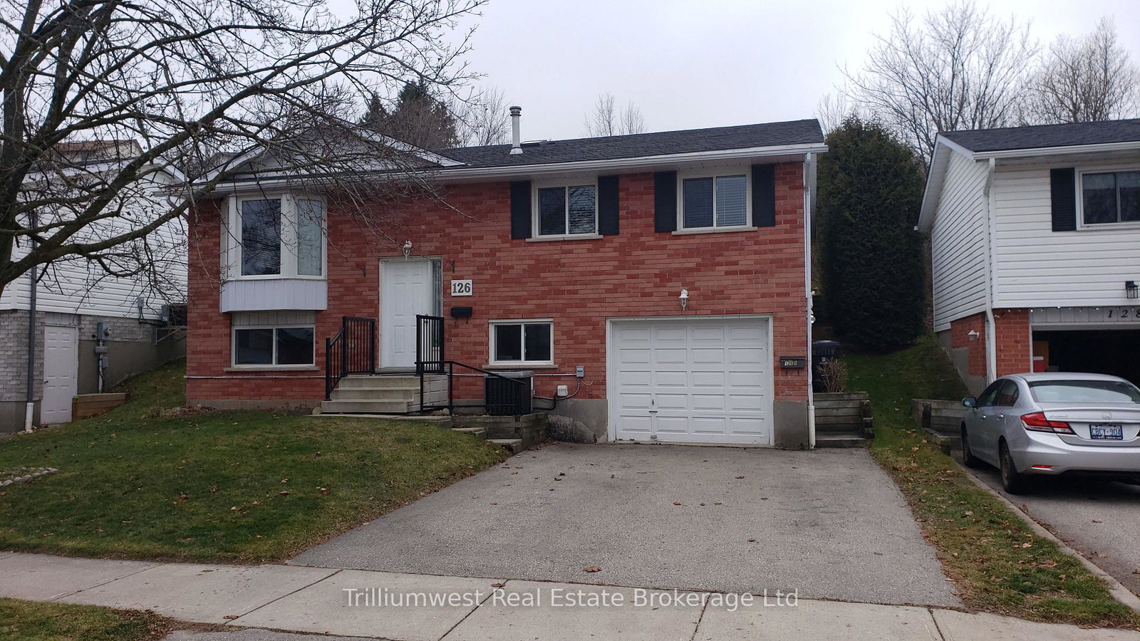 126-freshmeadow-way-guelph-ontario-x12479113