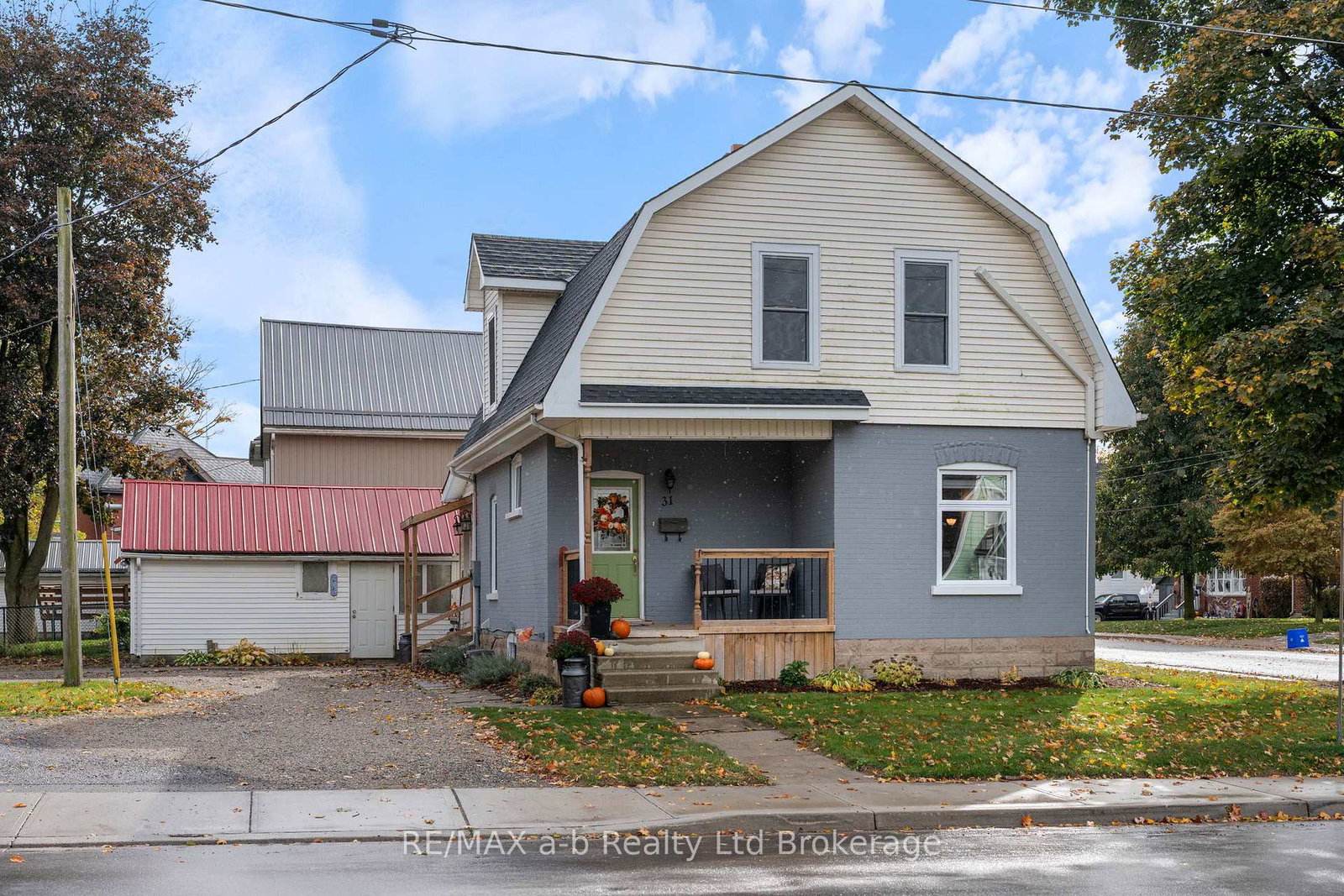 31-concession-street-w-tillsonburg-ontario-x12479493