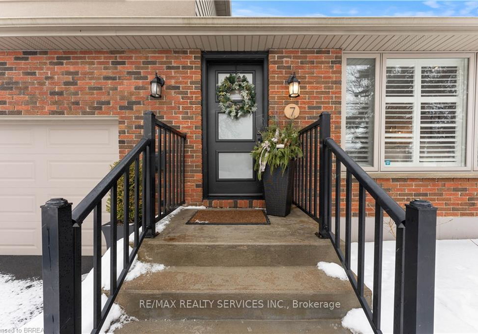 7-sycamore-drive-brantford-ontario-x12479701