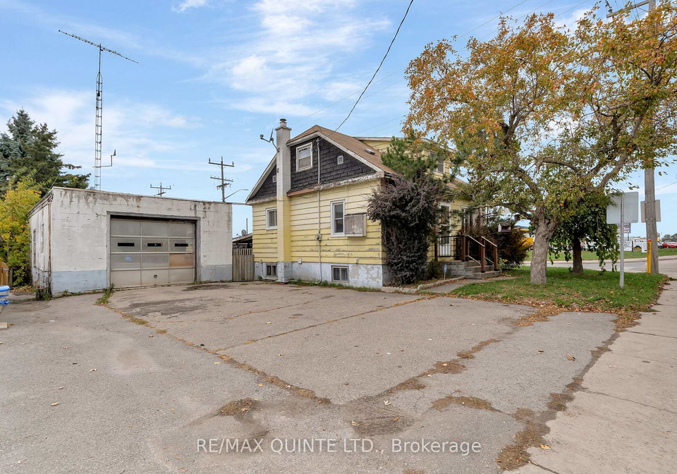 336-sidney-street-quinte-west-ontario-x12479706