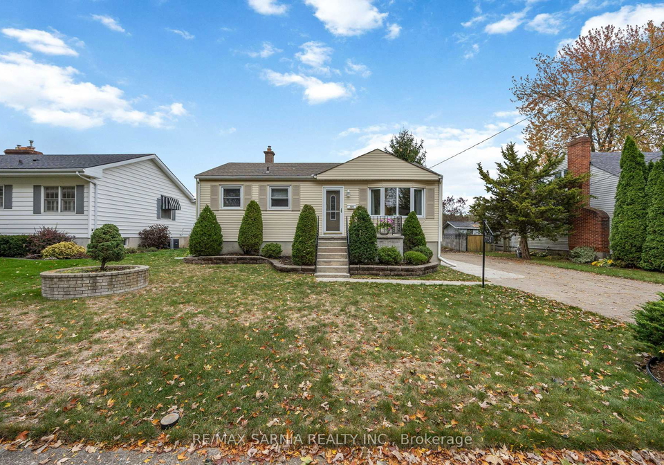 724-southern-avenue-sarnia-ontario-x12480072