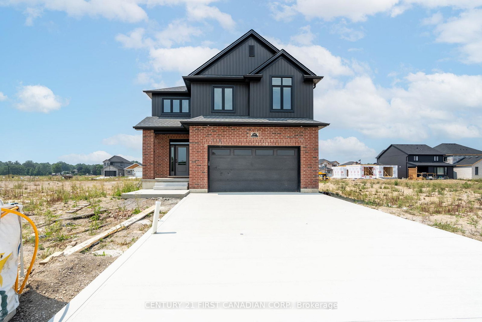 105-sheldabren-street-north-middlesex-ontario-x12480195