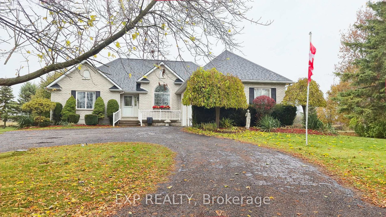 700-barcovan-beach-road-quinte-west-ontario-x12480197