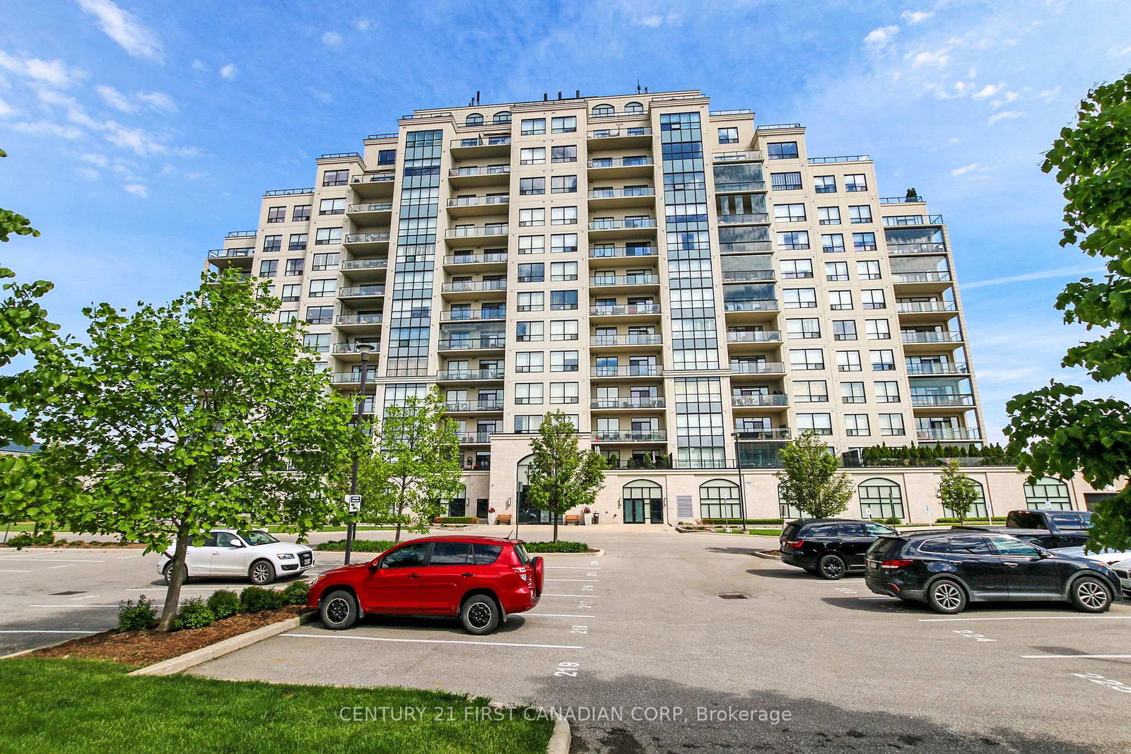 240-villagewalk-boulevard-london-north-ontario-x12480298