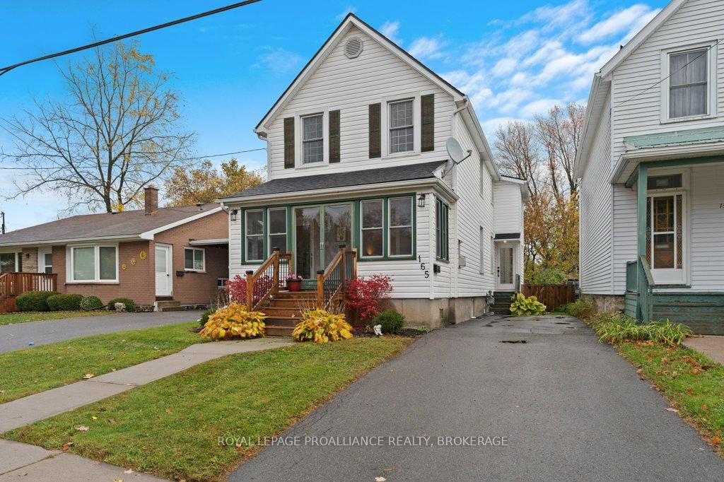 165-victoria-avenue-gananoque-ontario-x12480408
