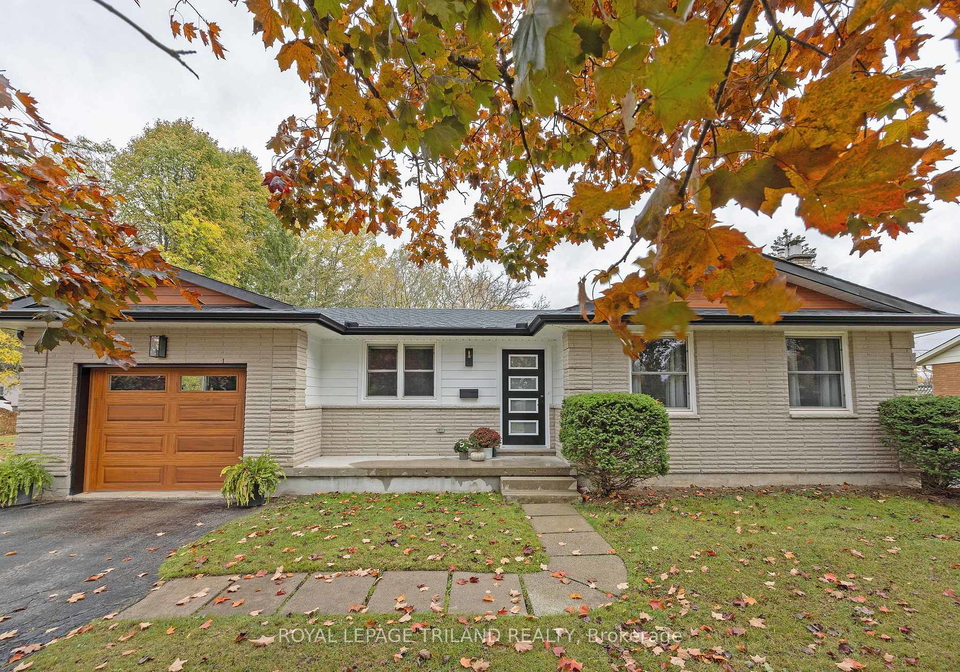 10117-lynhurst-park-drive-southwold-ontario-x12480455