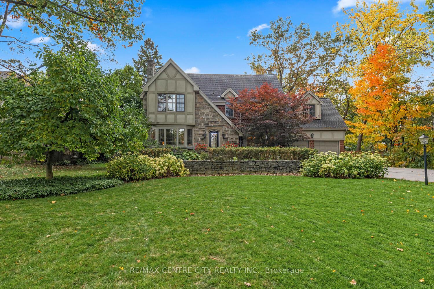 1025-scenic-drive-hamilton-ontario-x12480470