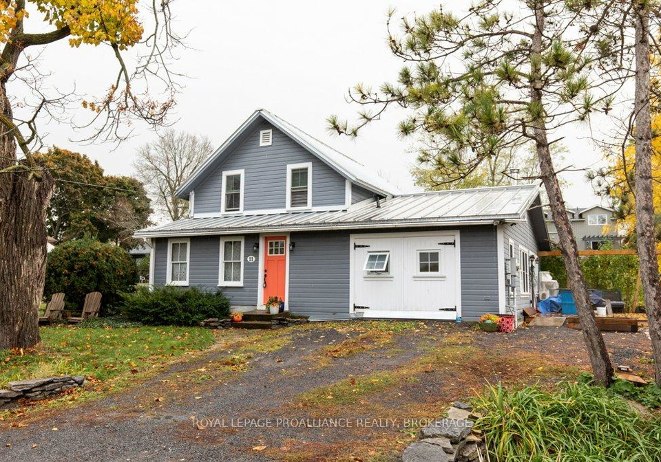 11-eliza-street-frontenac-islands-ontario-x12480477