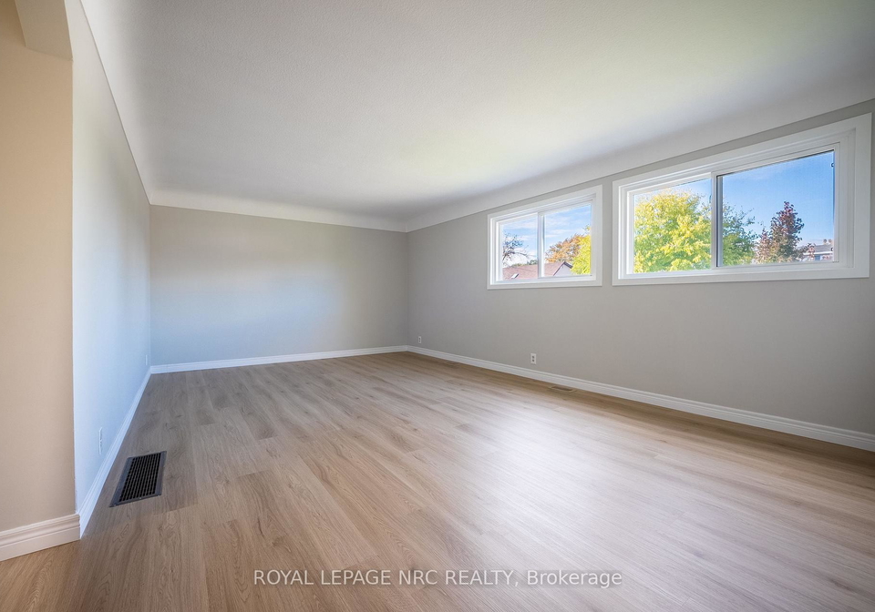 42-fawell-avenue-st-catharines-ontario-x12480526