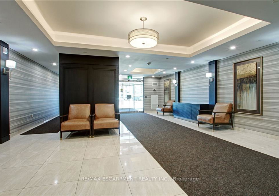 125-shoreview-place-hamilton-ontario-x12480538