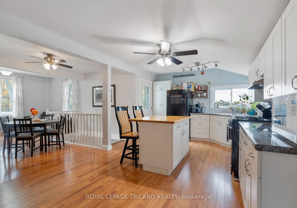 31354-fingal-line-w-duttondunwich-ontario-x12480634