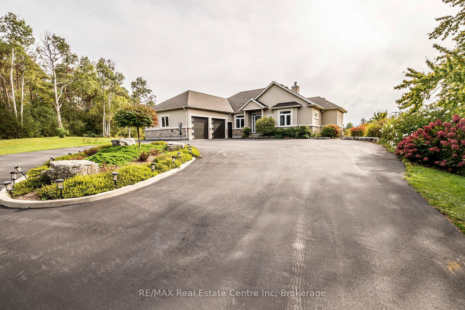 6805-s-wellington-road-34-drive-s-puslinch-ontario-x12480815