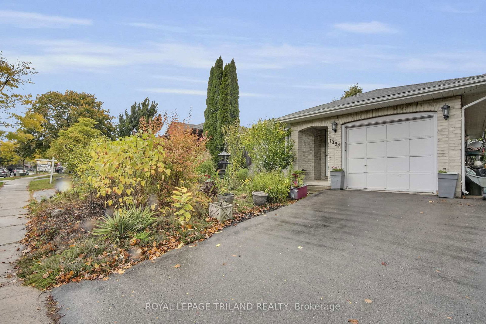 1034-sherbourne-road-london-north-ontario-x12480835