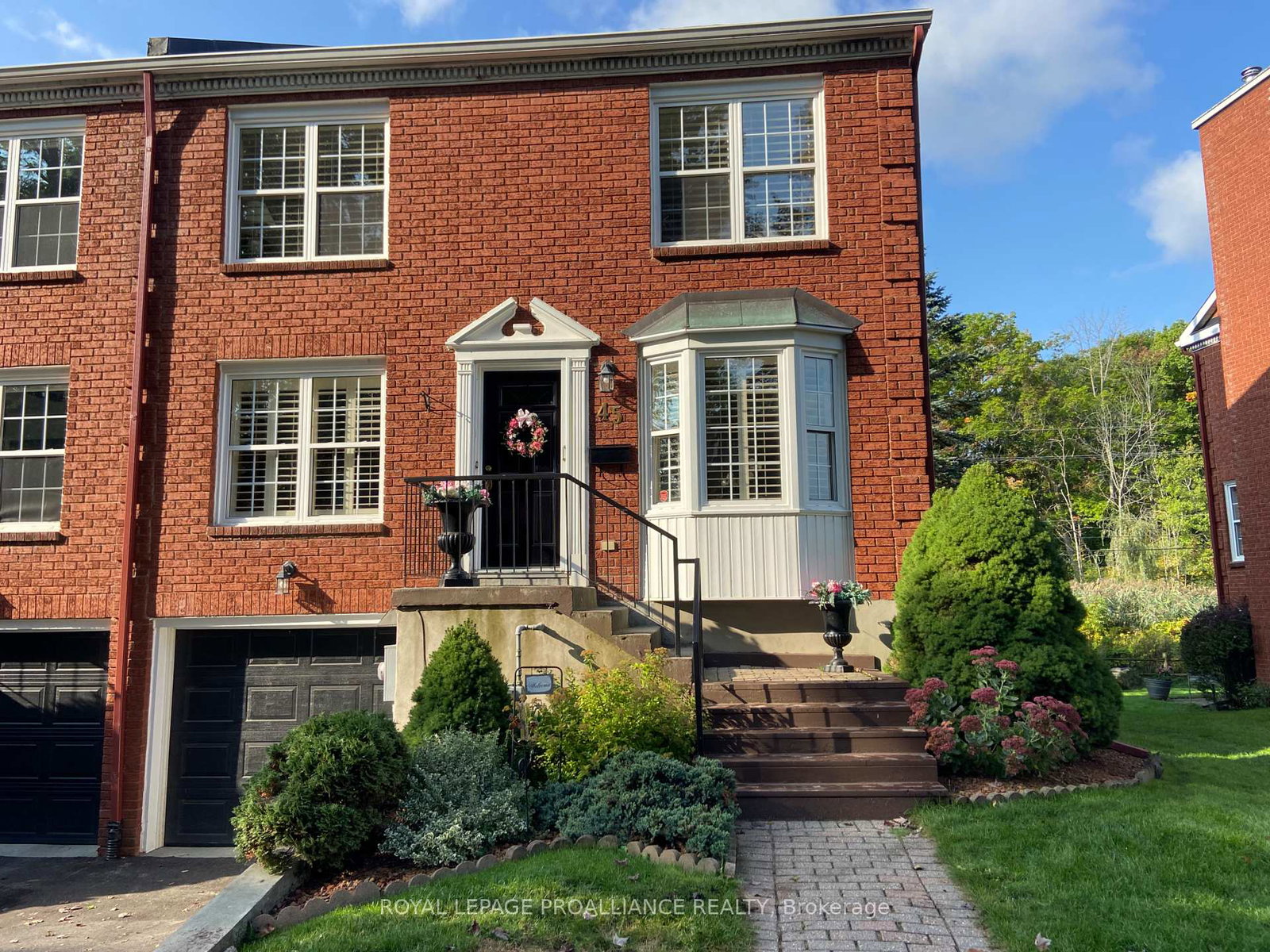 45-country-club-place-brockville-ontario-x12480843