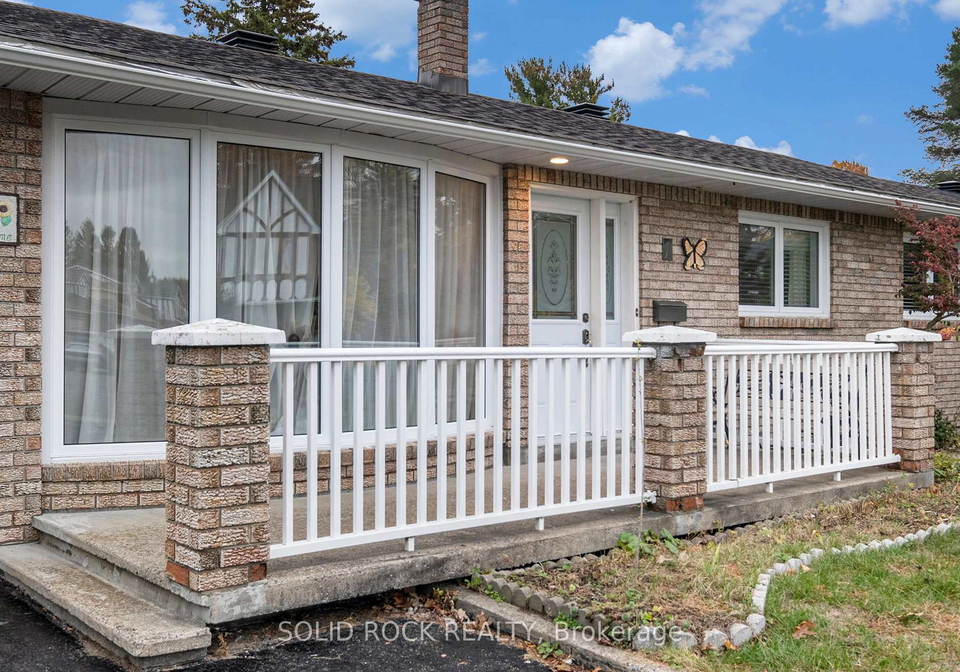 7-conover-street-ottawa-ontario-x12480849