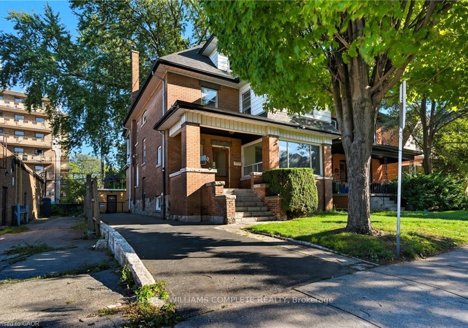 11-holton-avenue-s-hamilton-ontario-x12480948