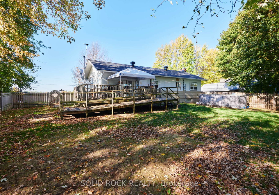 11904-county-road-18-south-dundas-ontario-x12481149