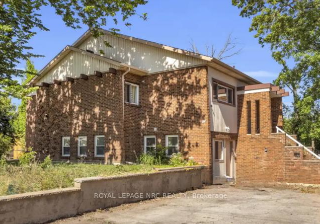 242-west-side-road-port-colborne-ontario-x12481229
