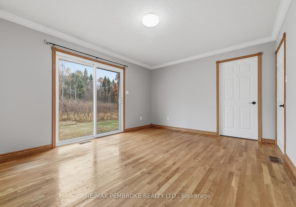 1778-forest-lea-road-laurentian-valley-ontario-x12481415