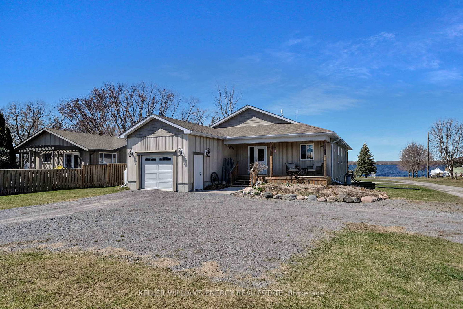 1649-county-road-15-prince-edward-county-ontario-x12481553