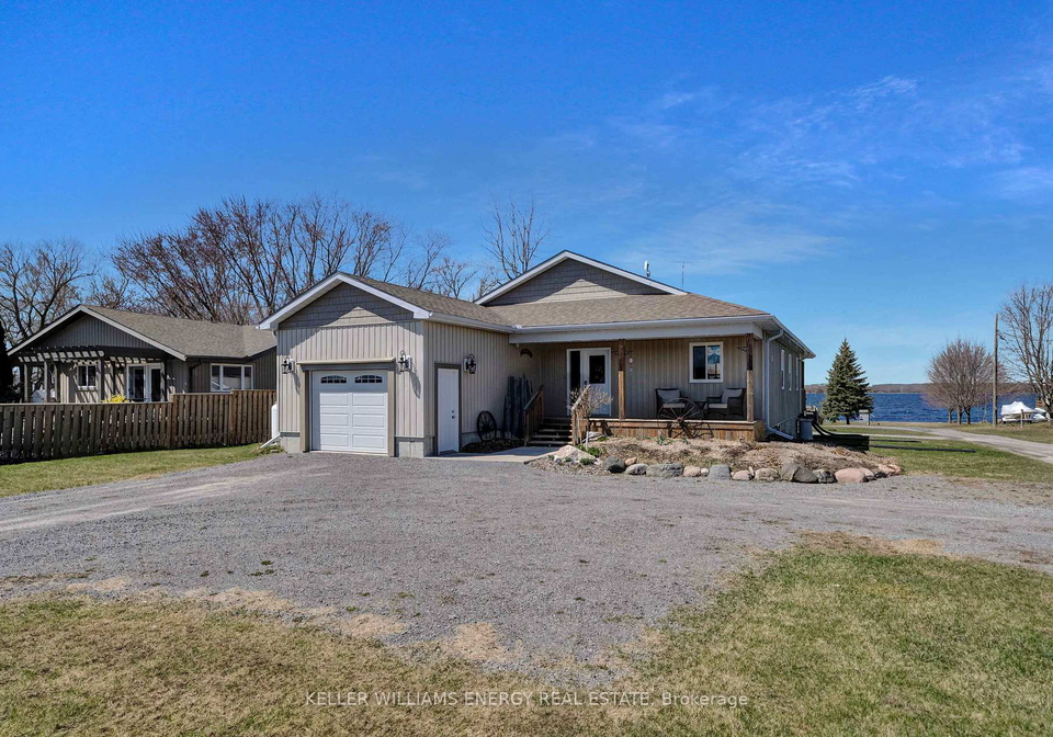 1649-county-road-15-prince-edward-county-ontario-x12481553