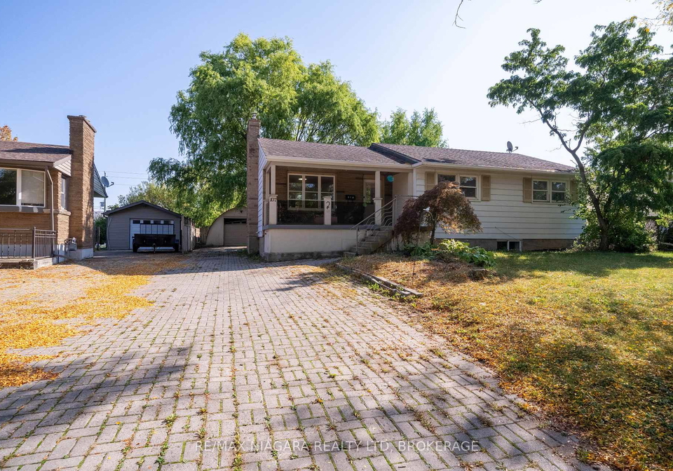 107-village-road-st-catharines-ontario-x12481775