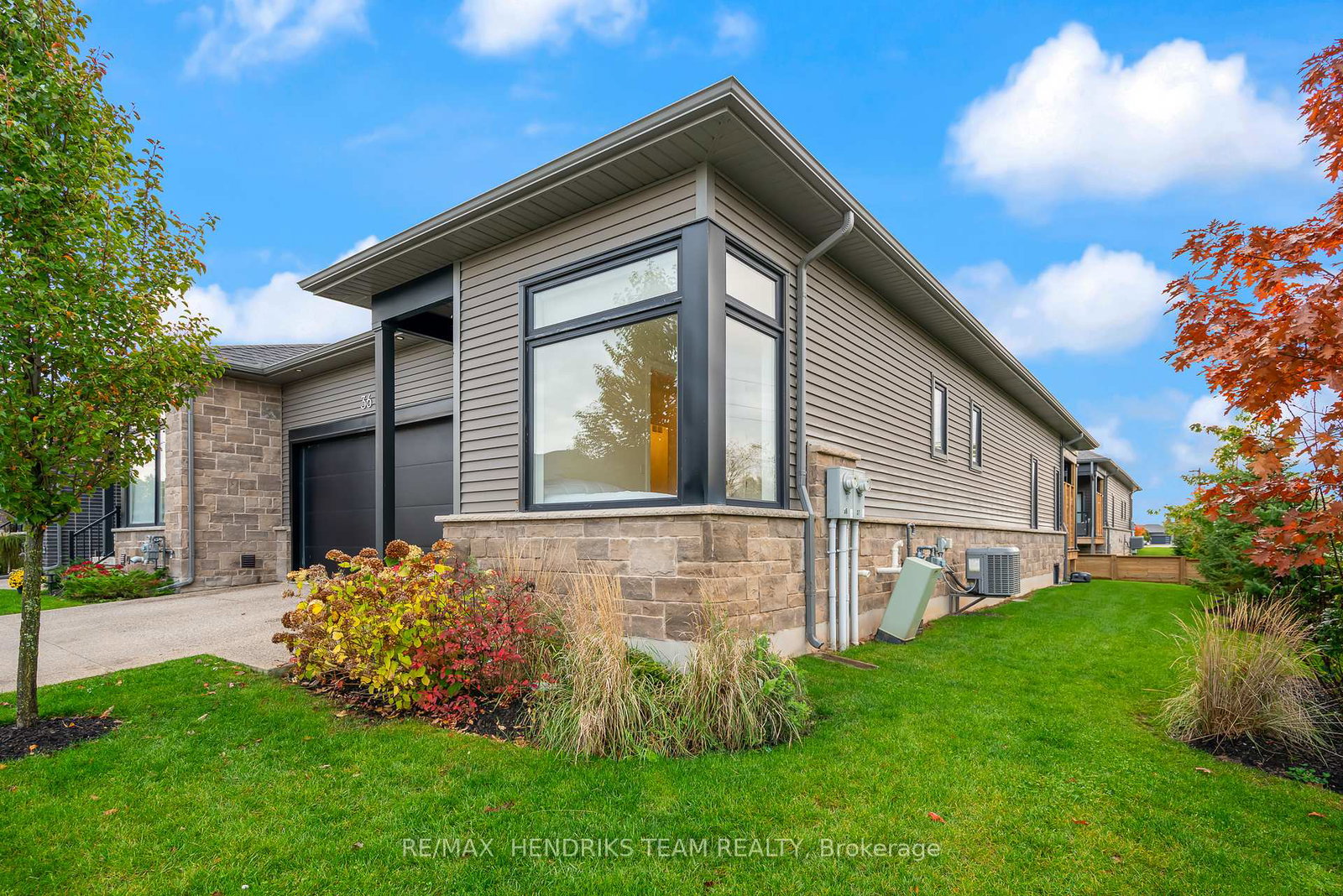 8974-willoughby-drive-niagara-falls-ontario-x12481885