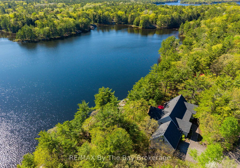 261-kim-t-lane-georgian-bay-ontario-x12482070
