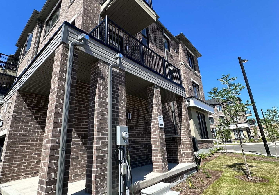 585-colbourne-street-e-brantford-ontario-x12482108