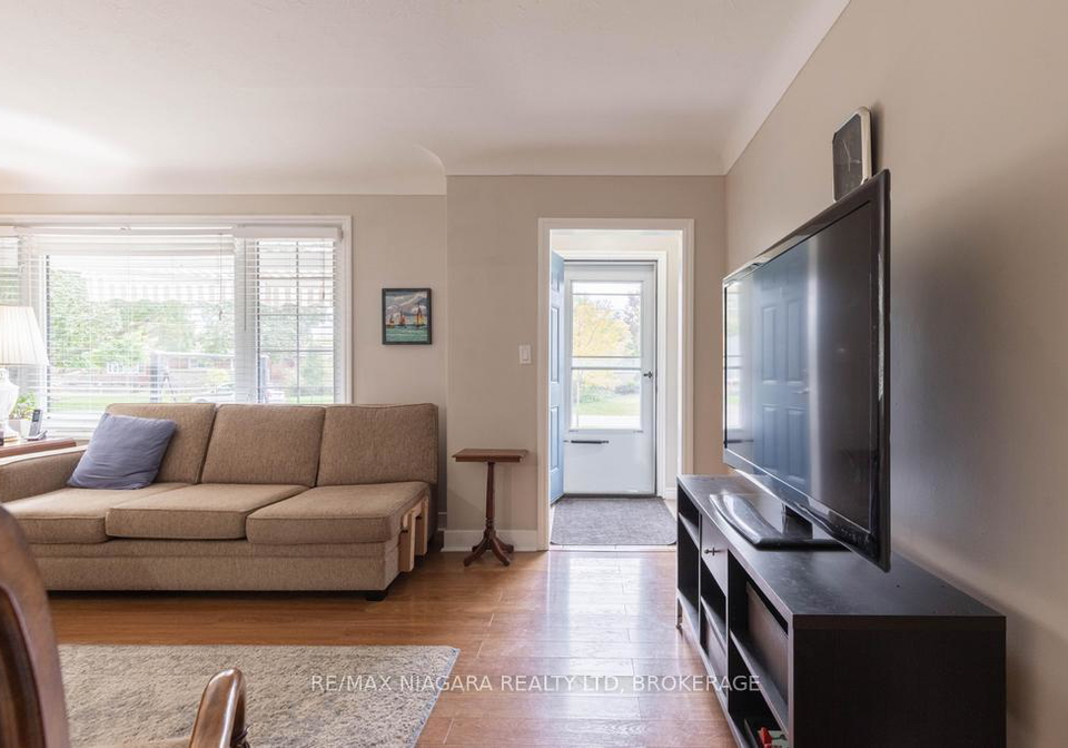 96-royal-manor-drive-st-catharines-ontario-x12482280