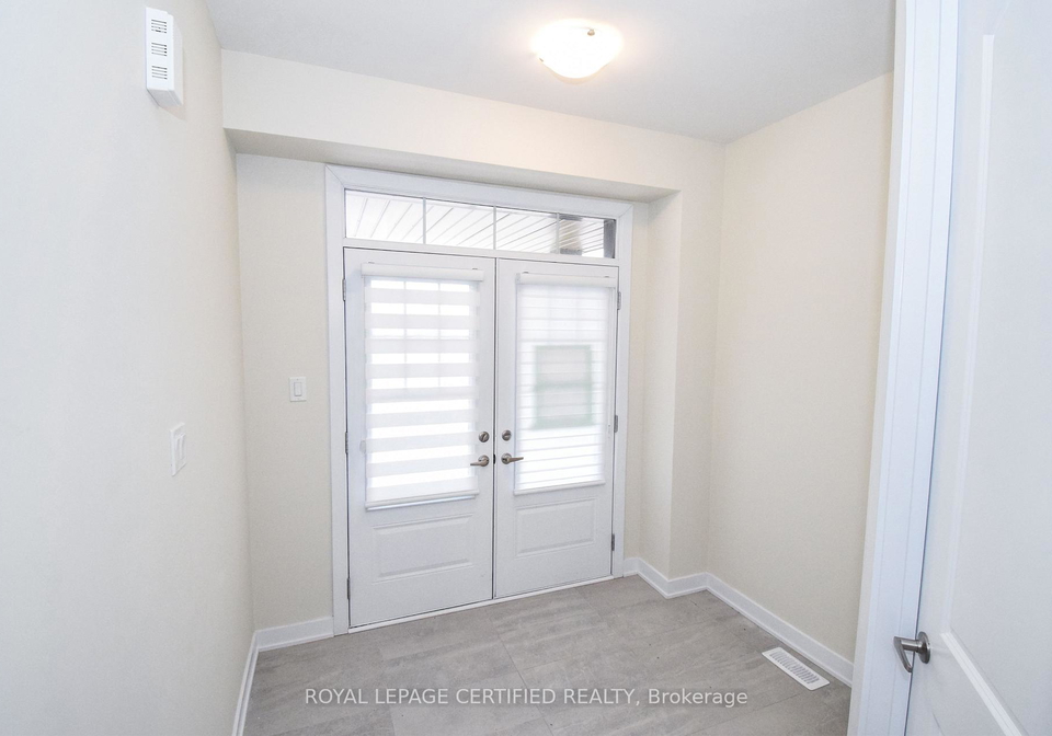 22-stern-drive-e-welland-ontario-x12482436