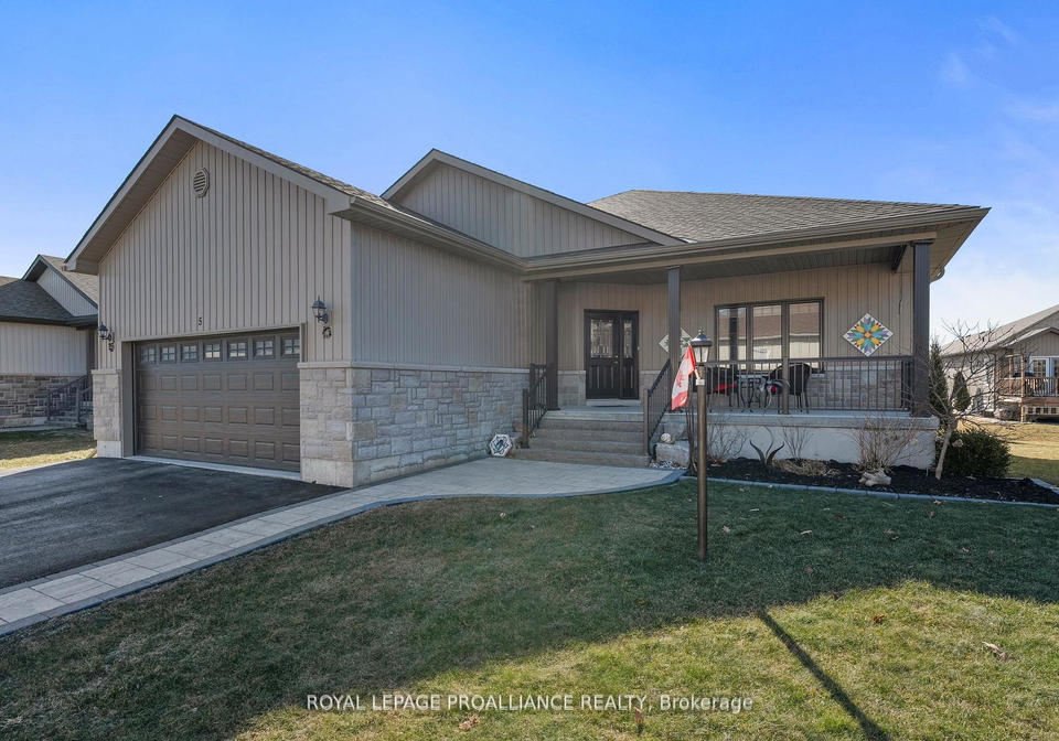 5-conger-drive-prince-edward-county-ontario-x12482437
