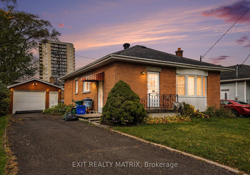 404-maria-goretti-circle-ottawa-ontario-x12482441