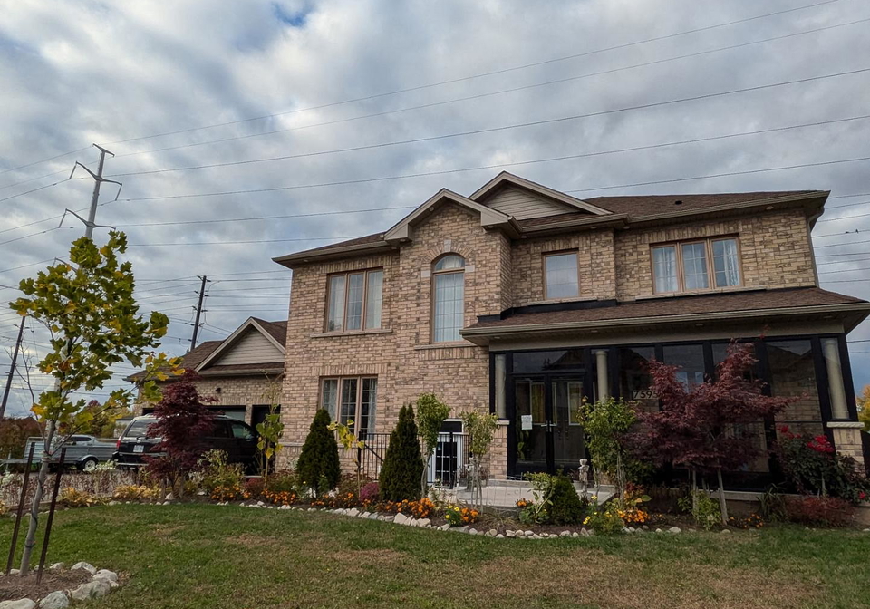7595-marpin-court-niagara-falls-ontario-x12482444