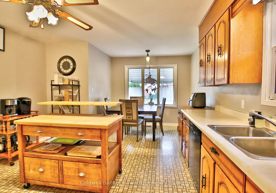 516-andrew-street-south-huron-ontario-x12482776