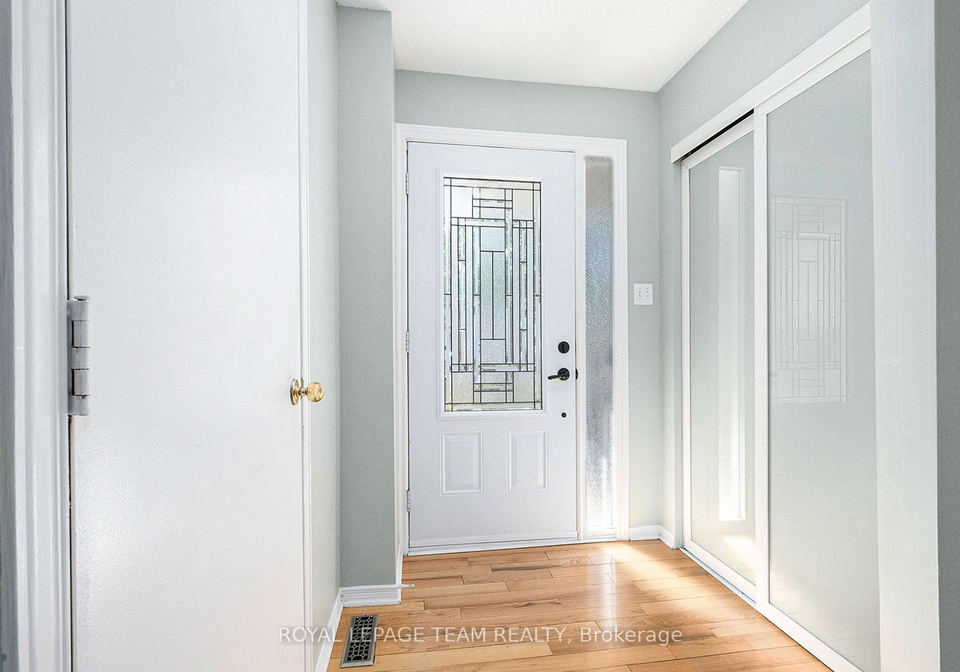 93-royal-oak-court-ottawa-ontario-x12482839