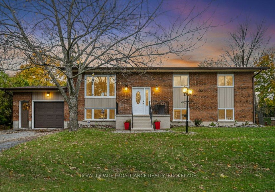 2-potter-drive-loyalist-ontario-x12483066