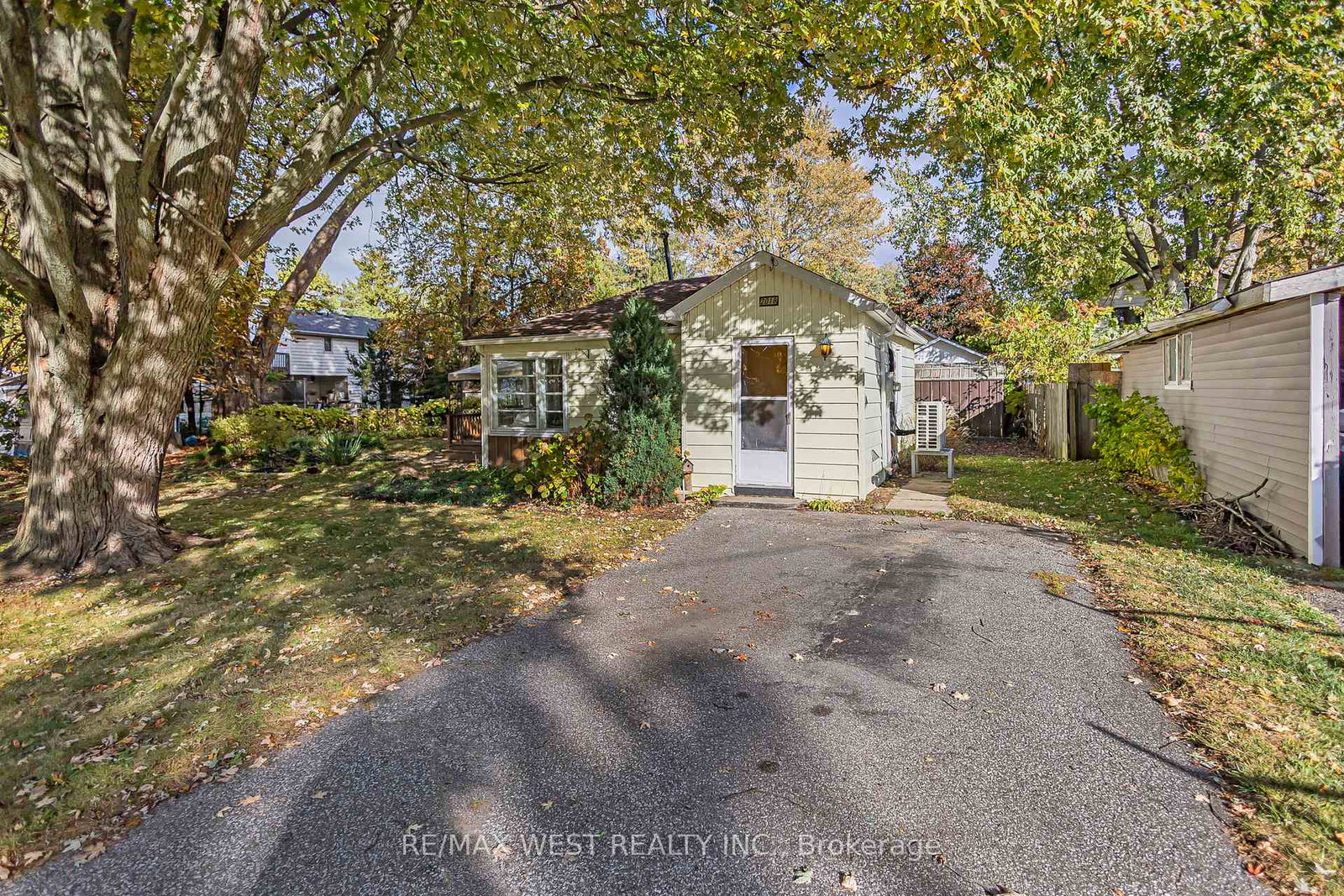 2018-yonge-street-sarnia-ontario-x12483189