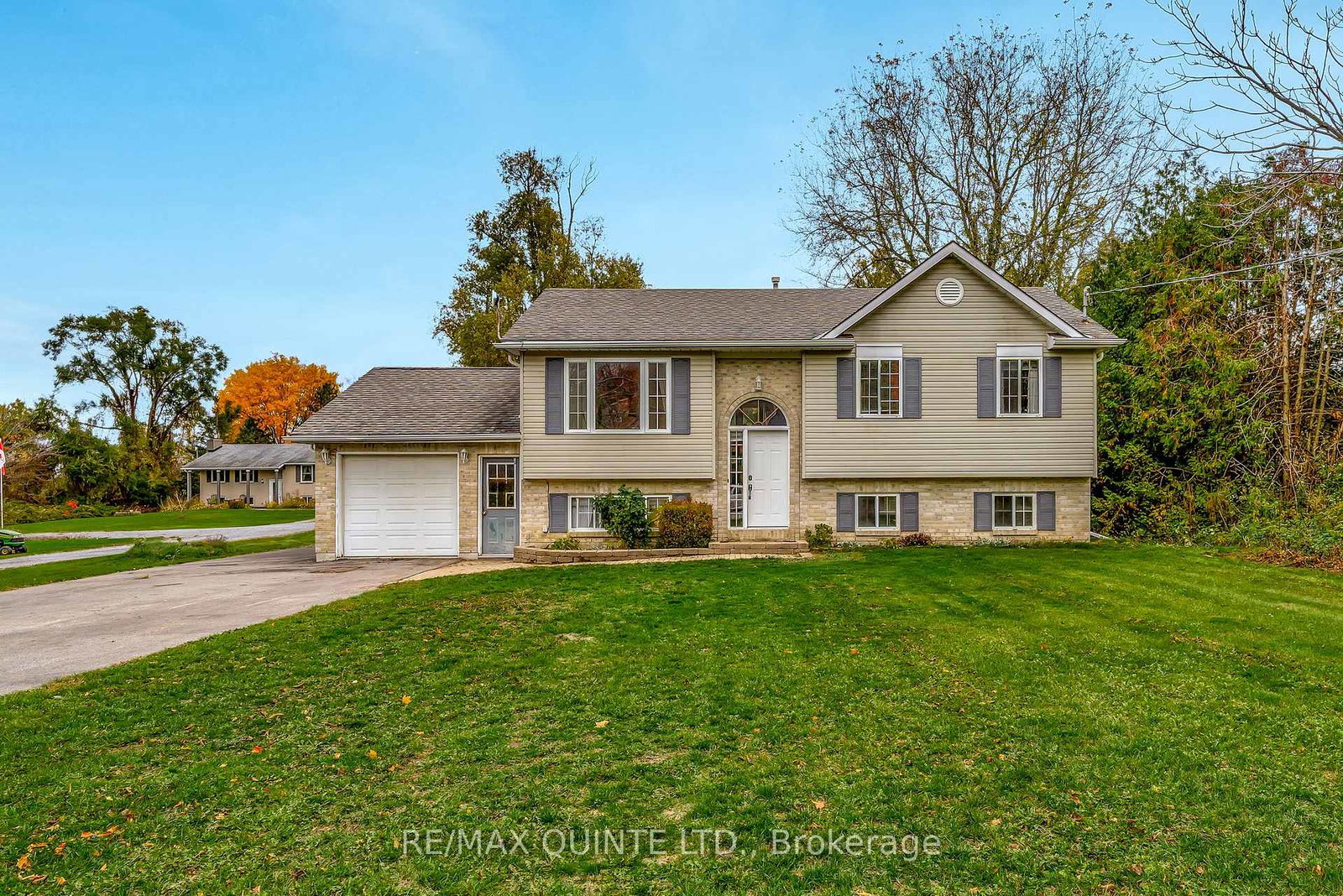 81-wallbridge-road-quinte-west-ontario-x12483350