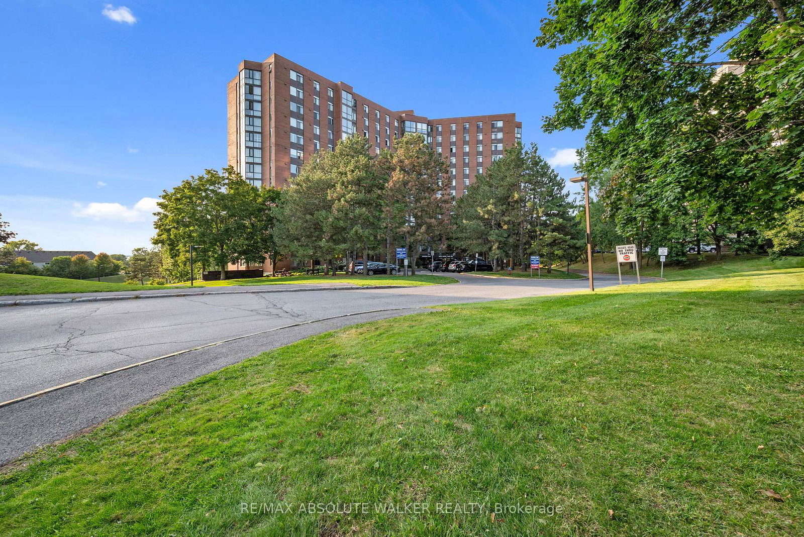 2871-richmond-road-britannia-heights-queensway-terrace-n-and-area-ottawa-ontario-x12483485